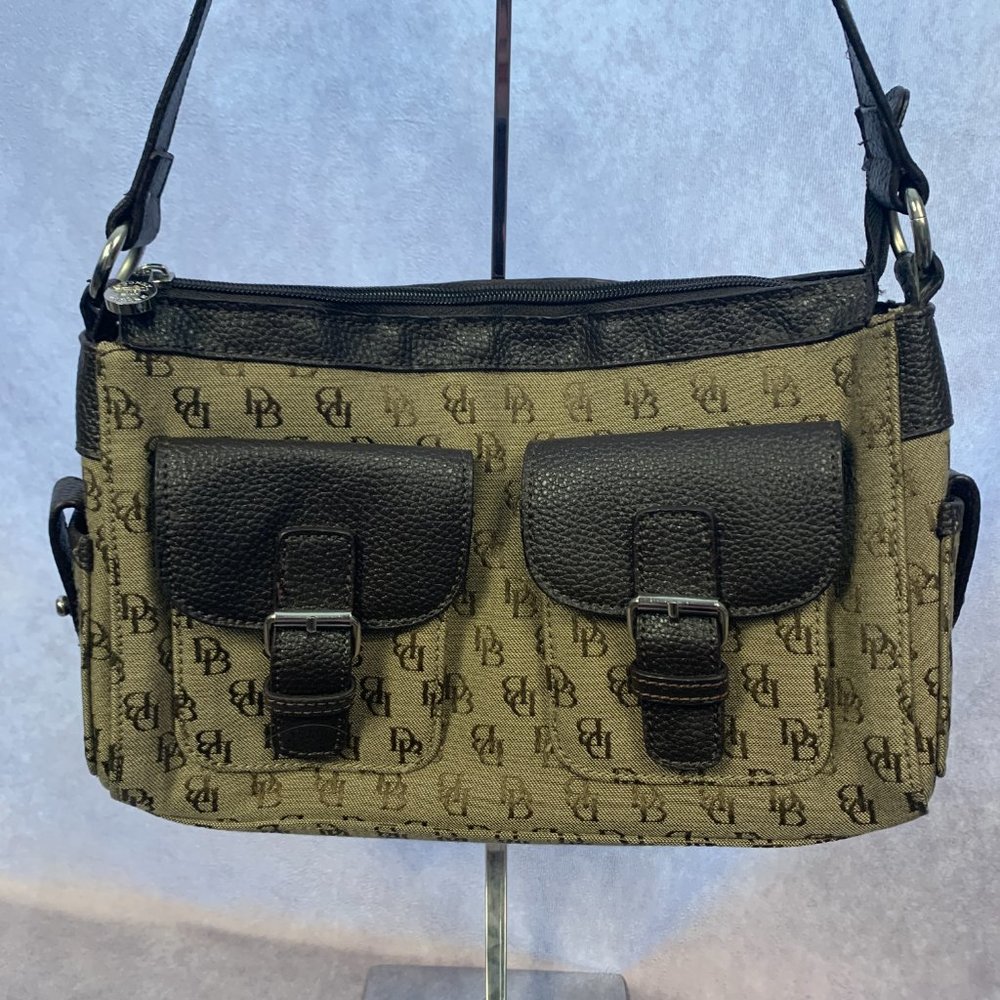 Dooney & Bourke Signature Canvas Shoulder Bag in Like New Condition!!! - Picture 2 of 13